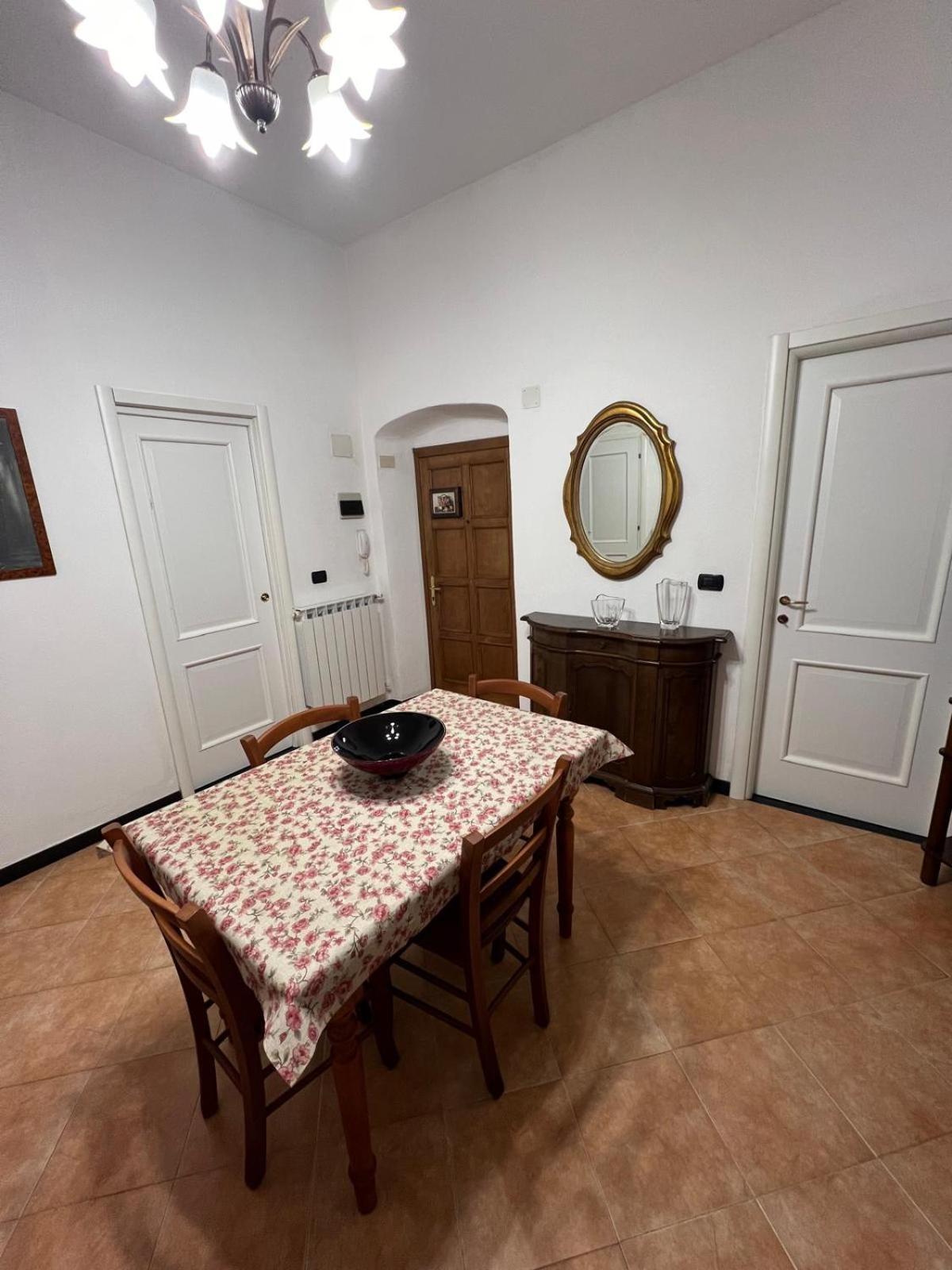 Апартаменты La Casa Di Franci Леванто Экстерьер фото