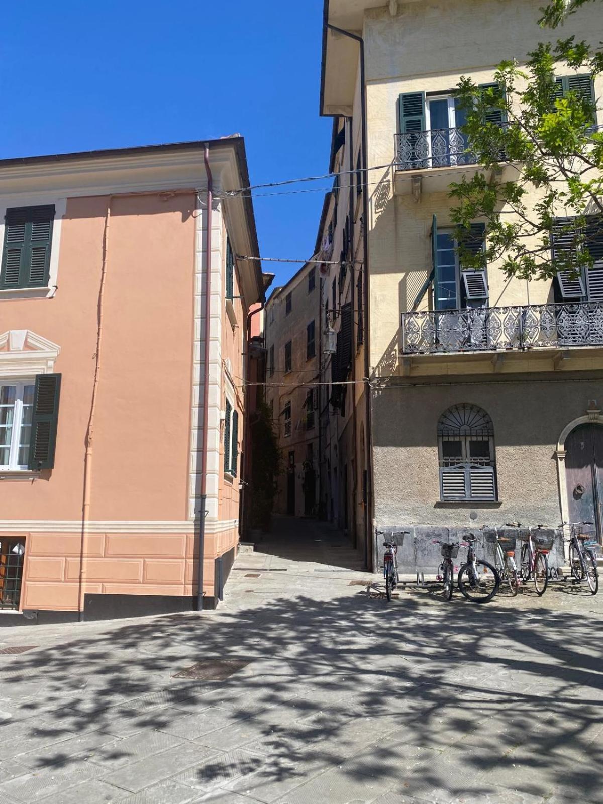 Апартаменты La Casa Di Franci Леванто Экстерьер фото
